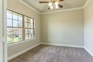 7814 Willow Ct, Greenville, TX 75402 - Photo 2