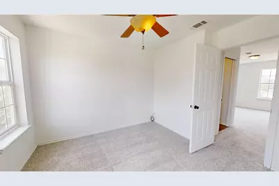 4801 Fireside Court, Granbury, TX 76049 - Photo 32