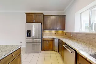 4801 Fireside Ct, Granbury, TX 76049 - Photo 8