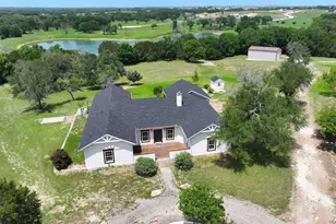 4801 Fireside Ct, Granbury, TX 76049 - Photo 2