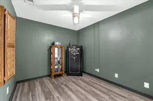 913 Montclair Dr, Waco, TX 76710 - Photo 22