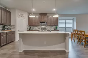 4621 Mill Falls Dr, Fort Worth, TX 76036 - Photo 8