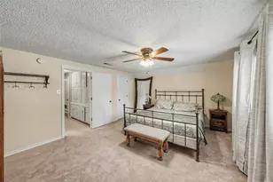 1810 Lakeside Dr, Arlington, TX 76013 - Photo 26