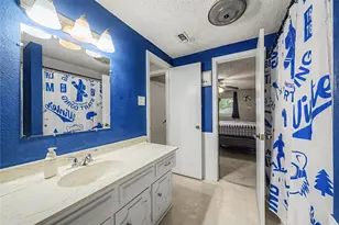 1810 Lakeside Dr, Arlington, TX 76013 - Photo 30