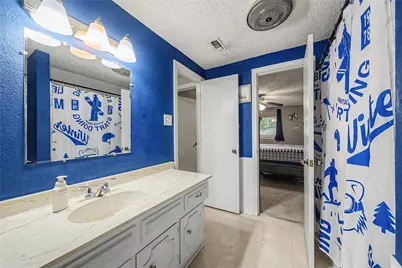 1810 Lakeside Drive, Arlington, TX 76013 - Photo 30