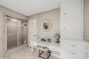 1810 Lakeside Dr, Arlington, TX 76013 - Photo 18