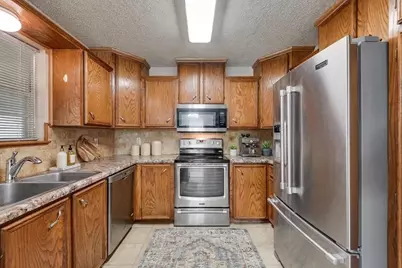 314 Fairfield Street, Gainesville, TX 76240 - Photo 8