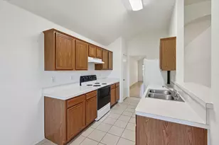 5424 Elk Ridge Dr, Watauga, TX 76137 - Photo 10