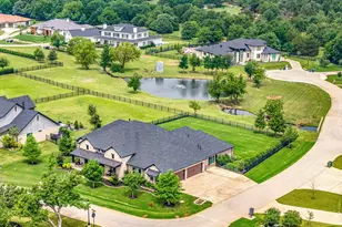 200 Kylie Ln, Copper Canyon, TX 76226 - Photo 4