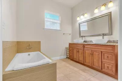 11024 County Road 528, Mansfield, TX 76063 - Photo 18