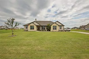 185 Chester Rd, Springtown, TX 76082 - Photo 6