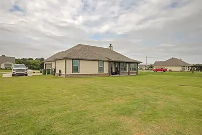 185 Chester Road, Springtown, TX 76082 - Photo 36