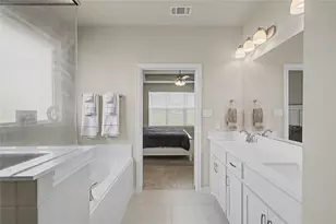 185 Chester Rd, Springtown, TX 76082 - Photo 4