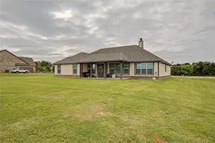 185 Chester Rd, Springtown, TX 76082 - Photo 34