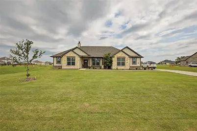 185 Chester Road, Springtown, TX 76082 - Photo 6