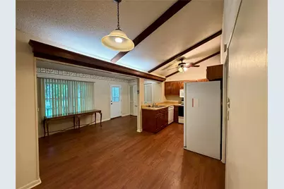 2030 Sycamore Street, Paris, TX 75460 - Photo 6