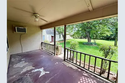 2030 Sycamore Street, Paris, TX 75460 - Photo 18
