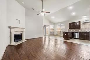 649 Cattlemans Way, Fort Worth, TX 76131 - Photo 8