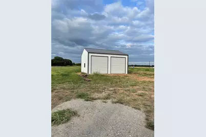 159 Lake Valley Road, Sunset, TX 76270 - Photo 4