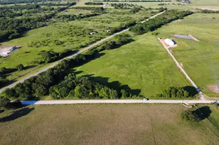159 Lake Valley Rd, Sunset, TX 76270 - Photo 16