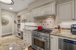 2930 Peninsula Dr, Grapevine, TX 76051 - Photo 12