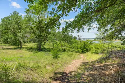 2930 Peninsula Drive, Grapevine, TX 76051 - Photo 34