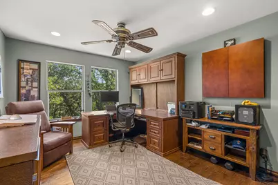 2930 Peninsula Drive, Grapevine, TX 76051 - Photo 14