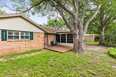 7100 Canterbury Drive, Waco, TX 76712 - Photo 30