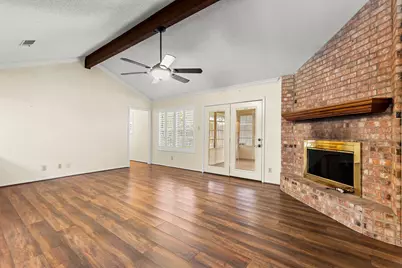7100 Canterbury Drive, Waco, TX 76712 - Photo 14
