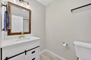 449 Irene St, Burleson, TX 76028 - Photo 10