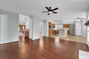 340 Clayton St, Grand Prairie, TX 75052 - Photo 12