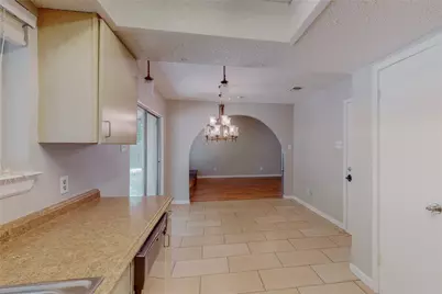2307 Dartmouth Drive, Arlington, TX 76015 - Photo 6