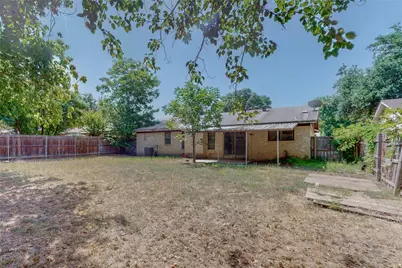 2307 Dartmouth Drive, Arlington, TX 76015 - Photo 20