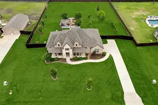 8221 Palmer Ln, Waxahachie, TX 75167 - Photo 32