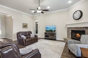 8221 Palmer Ln, Waxahachie, TX 75167 - Photo 6