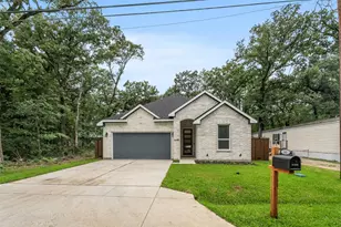141 Wedgewood Dr, Mabank, TX 75156 - Photo 32