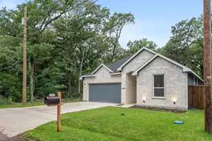 141 Wedgewood Dr, Mabank, TX 75156 - Photo 32
