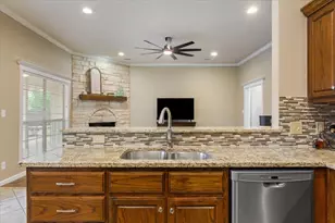 10517 Calaveras, Waco, TX 76708 - Photo 18