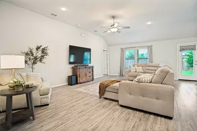 925 Royal Lane, Celina, TX 75009 - Photo 6