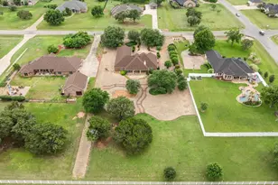 2102 Wood Duck Ln, Granbury, TX 76049 - Photo 30