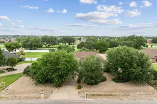 2102 Wood Duck Ln, Granbury, TX 76049 - Photo 24