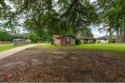 423 11th Street NE, Springhill, LA 71075 - Photo 1