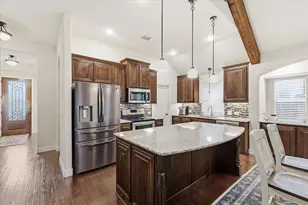 313 Bluebell Dr, Glenn Heights, TX 75154 - Photo 16