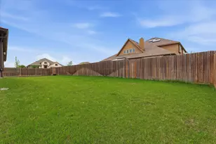313 Bluebell Dr, Glenn Heights, TX 75154 - Photo 36