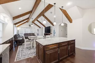 313 Bluebell Dr, Glenn Heights, TX 75154 - Photo 8