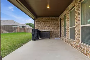 313 Bluebell Dr, Glenn Heights, TX 75154 - Photo 34