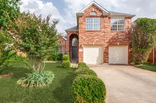 12604 Beech Tree Ln, Fort Worth, TX 76040 - Photo 2