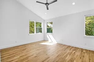 6345 Richmond Ave, Dallas, TX 75214 - Photo 10