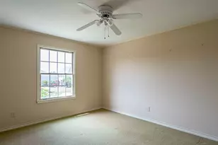 2401 Pebble Dr, Granbury, TX 76048 - Photo 28