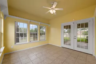 639 S Rough Creek Ct, Granbury, TX 76048 - Photo 16